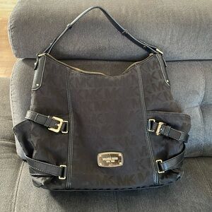 MICHAEL KORS GANSEVOORT BLACK SIGNATURE MONOGRAM SATCHEL BAG
